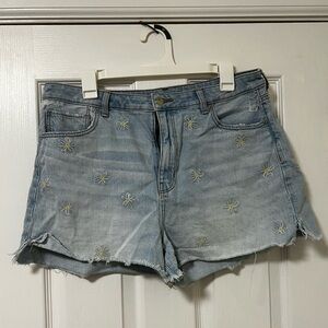 American Eagle - Denim Shorts with Flowers